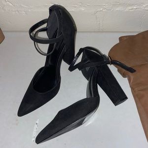 Forever 21 Black Pointed Heels